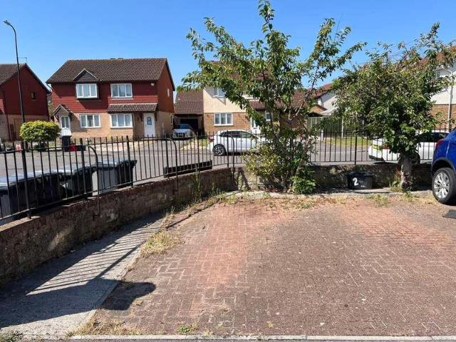 1 bed house for sale