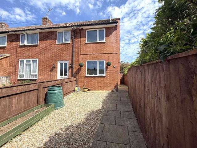 1 bed house for sale
