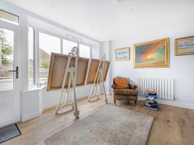1 bed house for sale