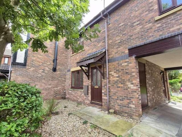 1 bed house for sale