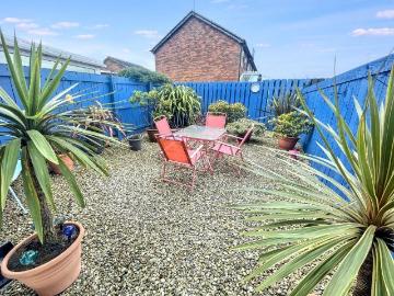 1 bed house for sale