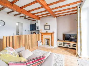 1 bed house for sale