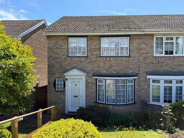 3 bed house for sale