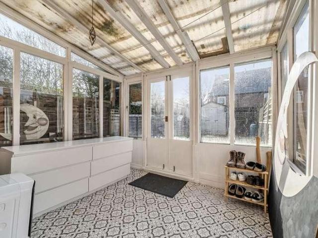 1 bed house for sale