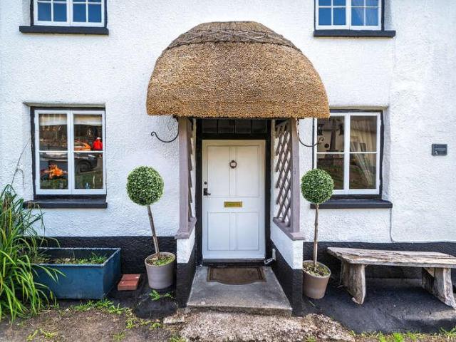 1 bed house for sale
