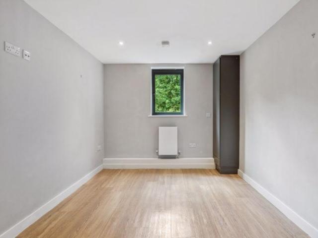 1 bed house for sale