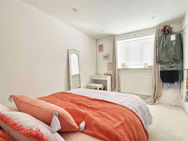 1 bed house for sale