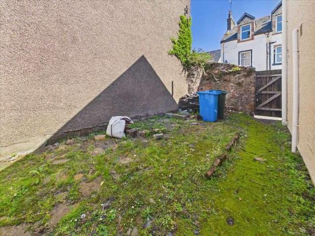 1 bed house for sale