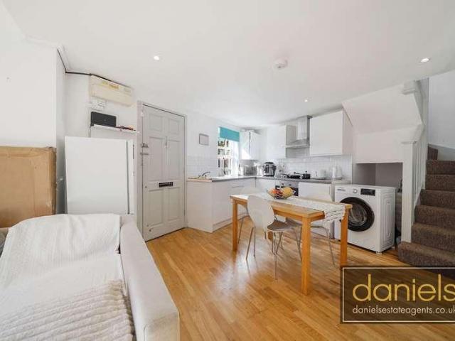 1 bed house for sale