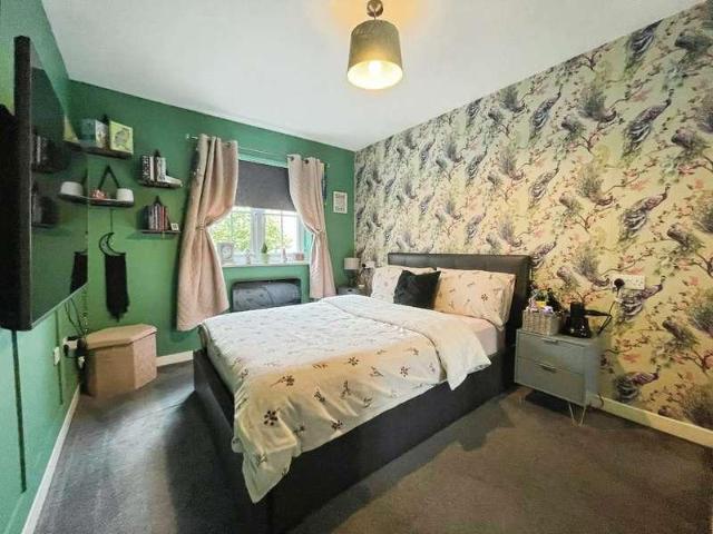 1 bed flat for sale