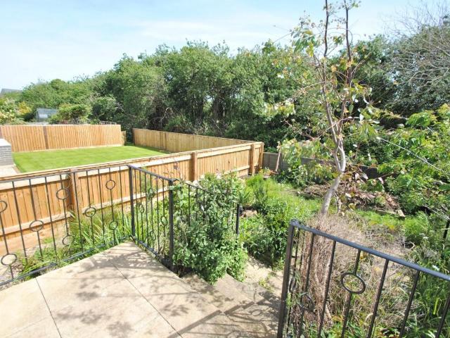1 bed house for sale