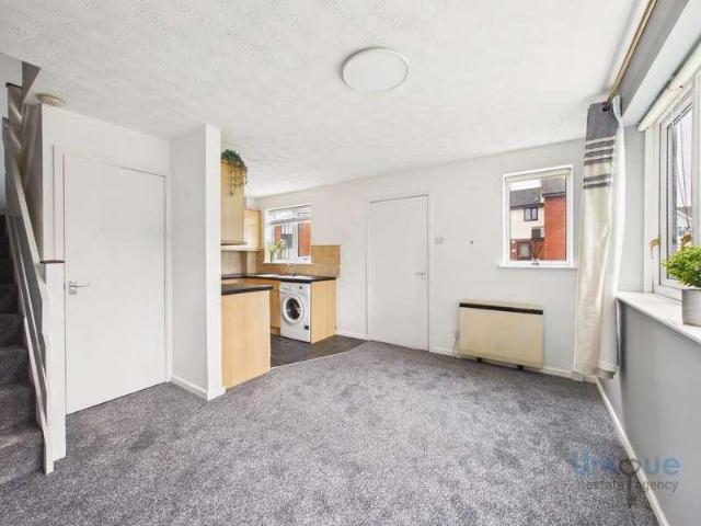 1 bed house for sale
