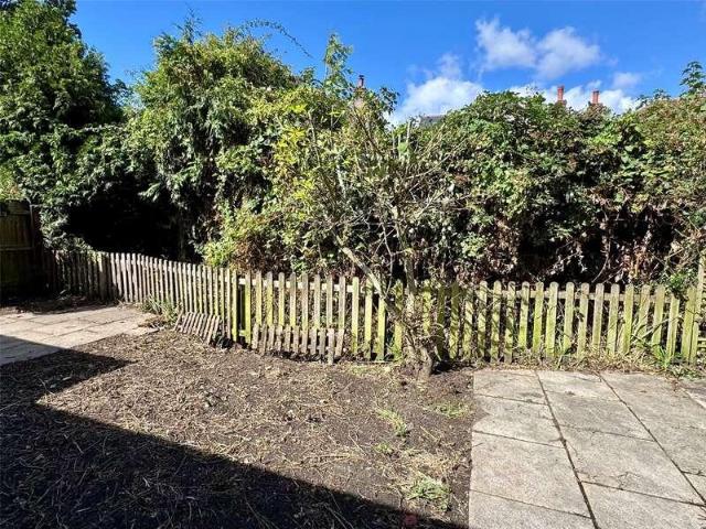 1 bed house for sale