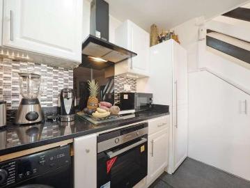 1 bed house for sale