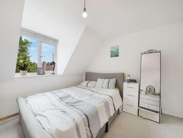 1 bed house for sale