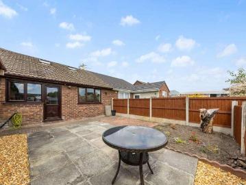 1 bed house for sale
