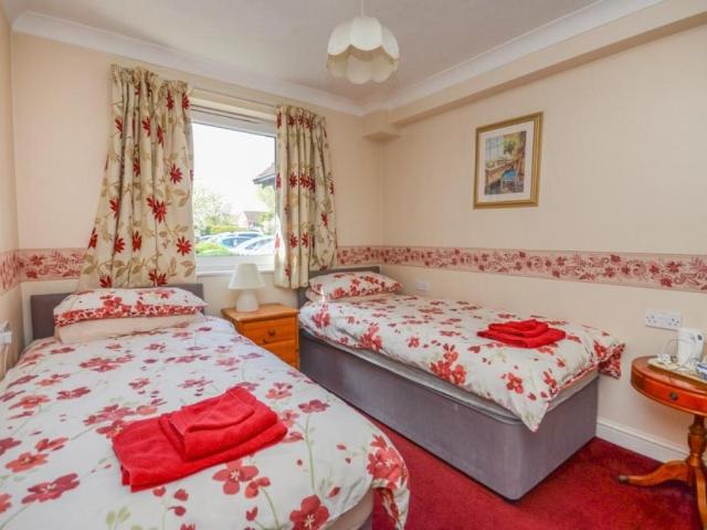 1 bed house for sale