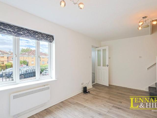 1 bed house for sale