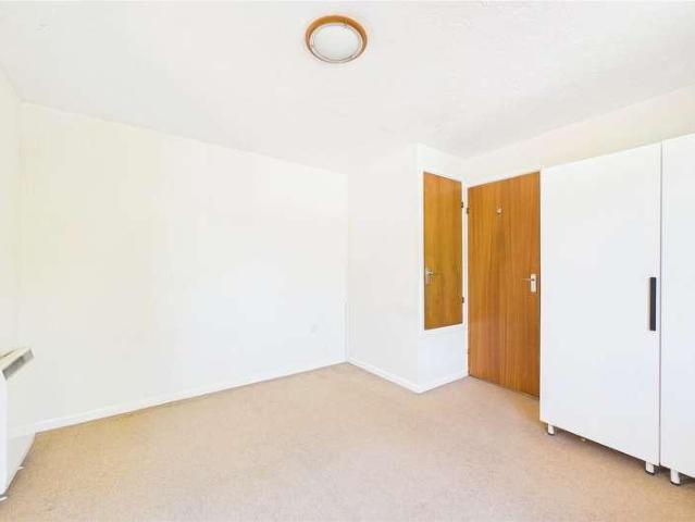 1 bed house for sale