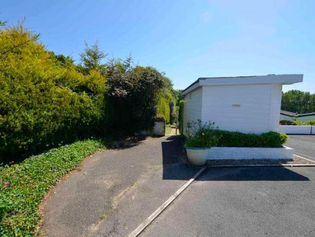 1 bed house for sale