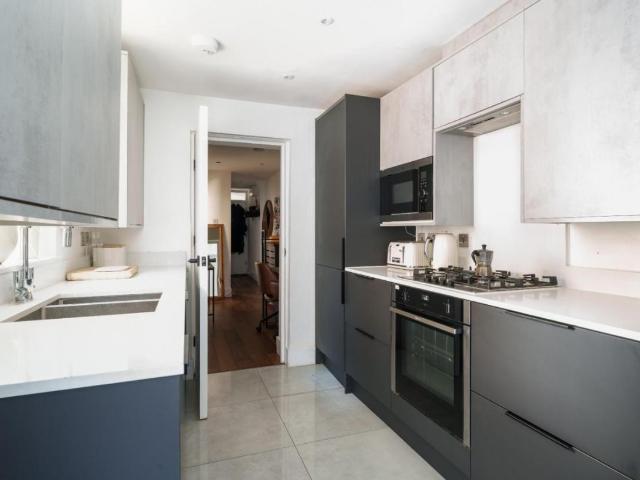 1 bed house for sale