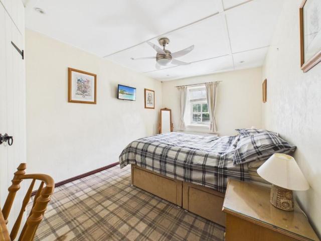 1 bed house for sale