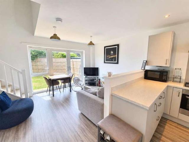 1 bed house for sale