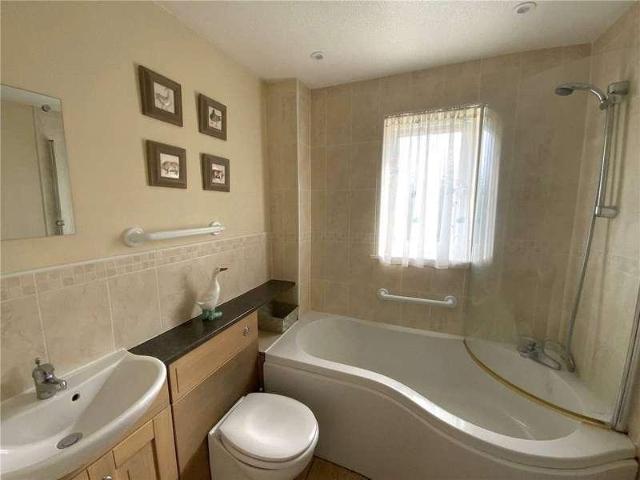 1 bed house for sale
