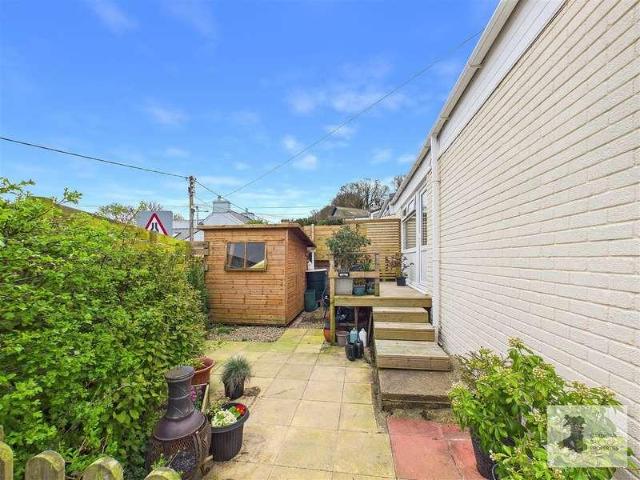 1 bed house for sale