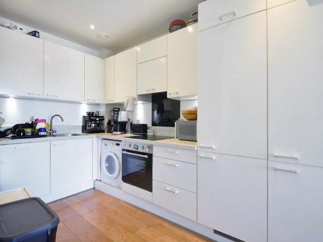 1 bed house for sale
