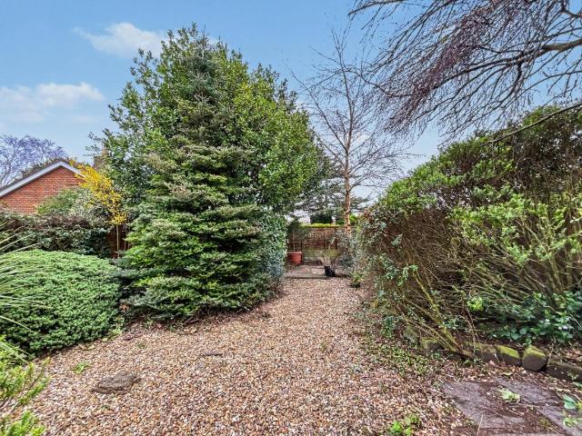 1 bed house for sale