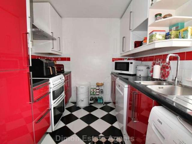 1 bed house for sale