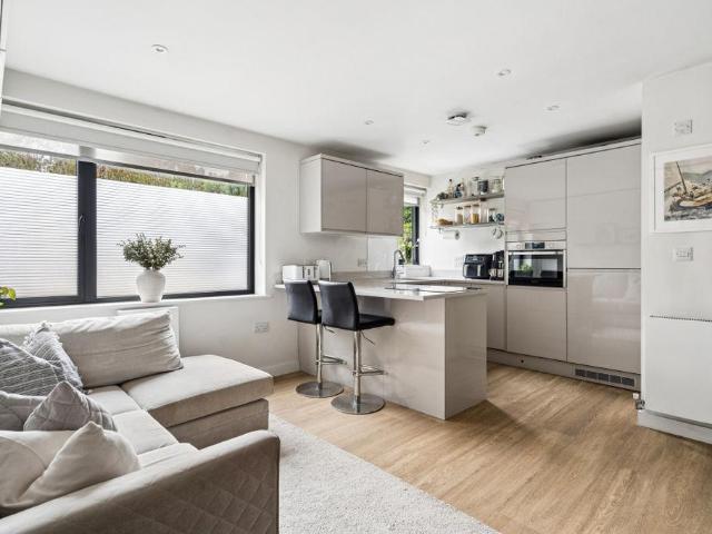 1 bed house for sale