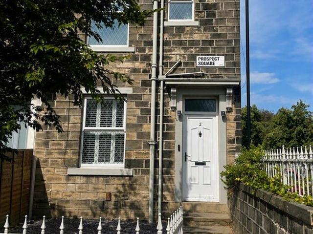 1 Bed House Full House Available in Farsley