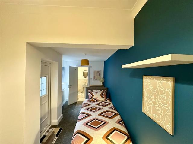 1 bed house share to rent in Berry Street, Burnley, BB11