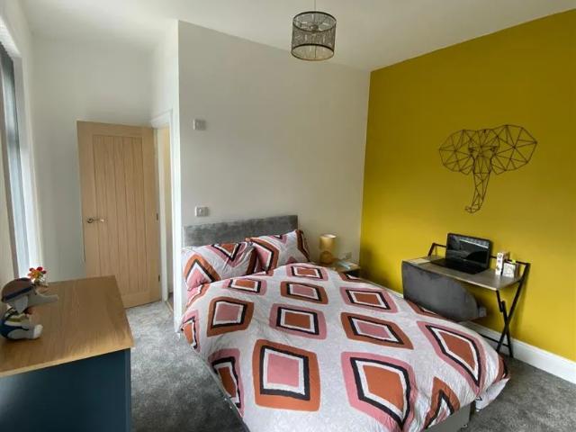 1 bed house share to rent in Coal Clough Lane, Burnley, BB11