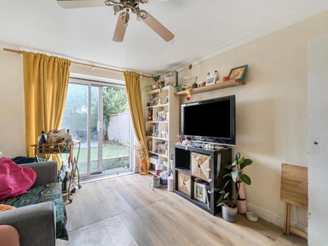 1 bed in South Norwood near station