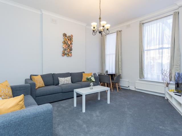 1 Bed Lakeside Road, Shepherds Bush, W14