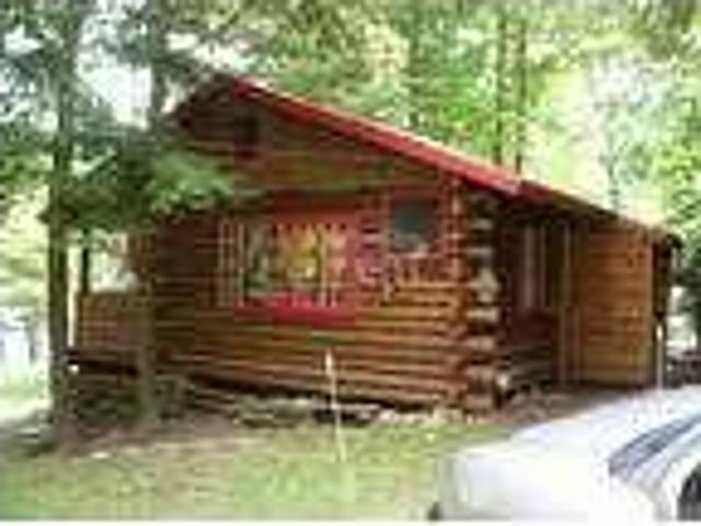 1 bed log cabin on gorgeous Lake George