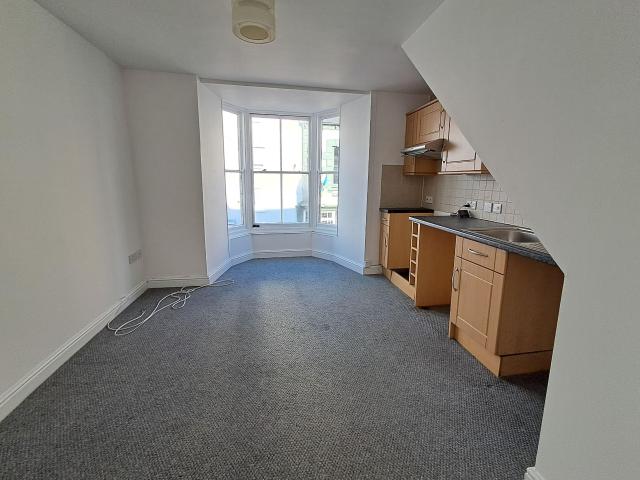 1 bed maisonette to rent in Market Street, Haverfordwest, Pembrokeshire