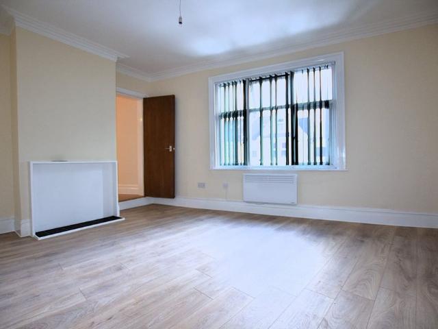 1 Bed Maisonette, Woodville Road, CR7