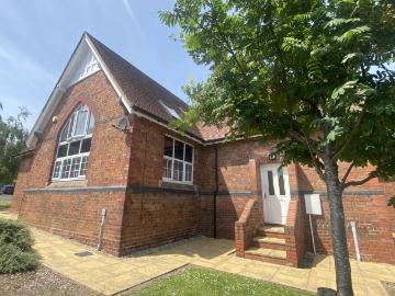 1 bed Mews to Let