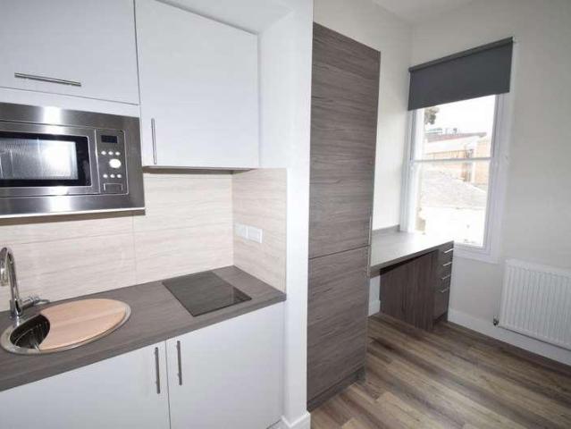 1 bed property to rent