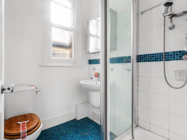 1 bed house for sale