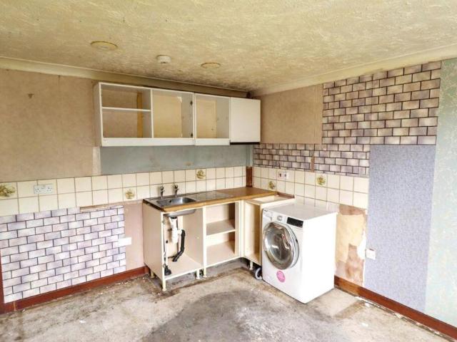 1 bed flat for sale