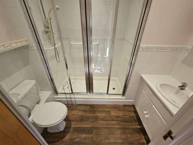1 bed flat for sale