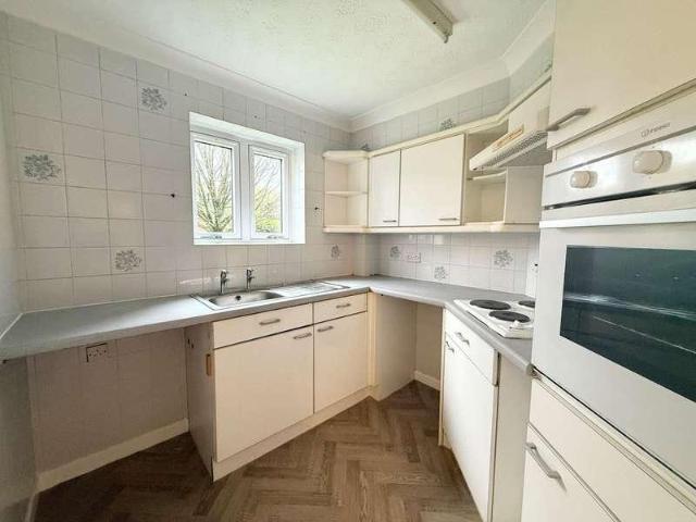 1 bed flat for sale