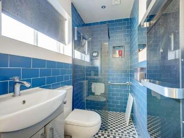 1 bed house for sale