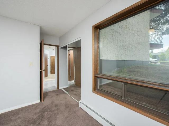 1 BED ROOM at Carlton Court
