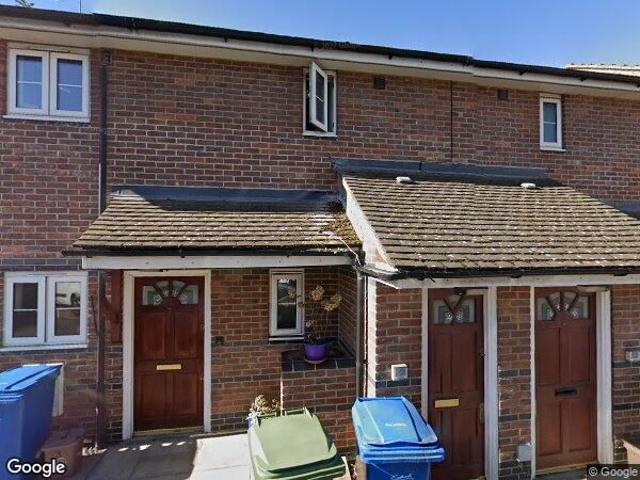 1 Bed Semi Detached House, Bewick Mews, SE15